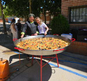 Paella solidaria mercadillo Fundación OC Contra el Cáncer